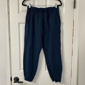 Lululemon Soft Jersey Mid-Rise Jogger - size 6